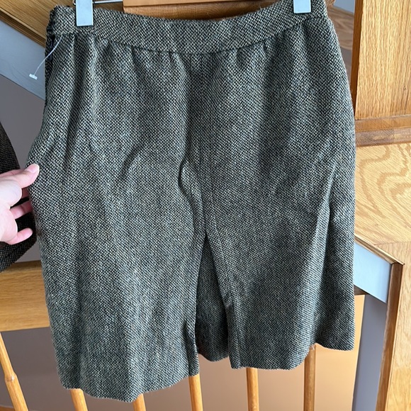 Vintage Givenchy Blazer & Skirt In wool - Picture 11 of 13